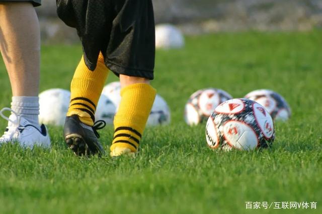年轻国足亚运名单揭晓，熟悉面孔再战吴曦领衔中场